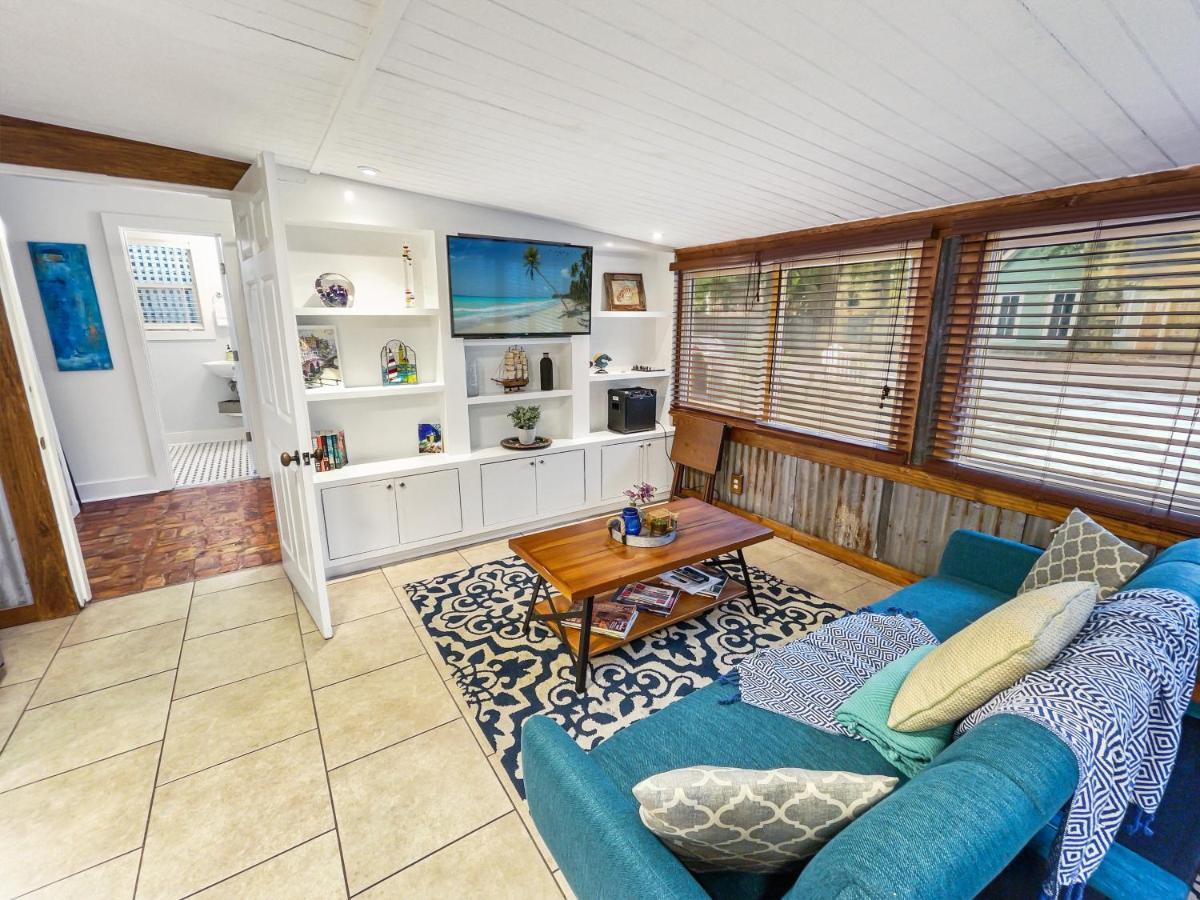 Island Hideout *
